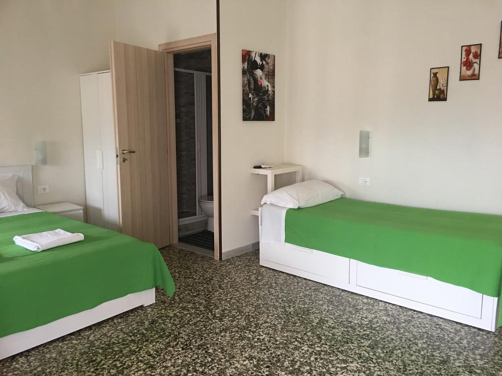 ピサ Aliante Turist House Bed & Breakfast エクステリア 写真