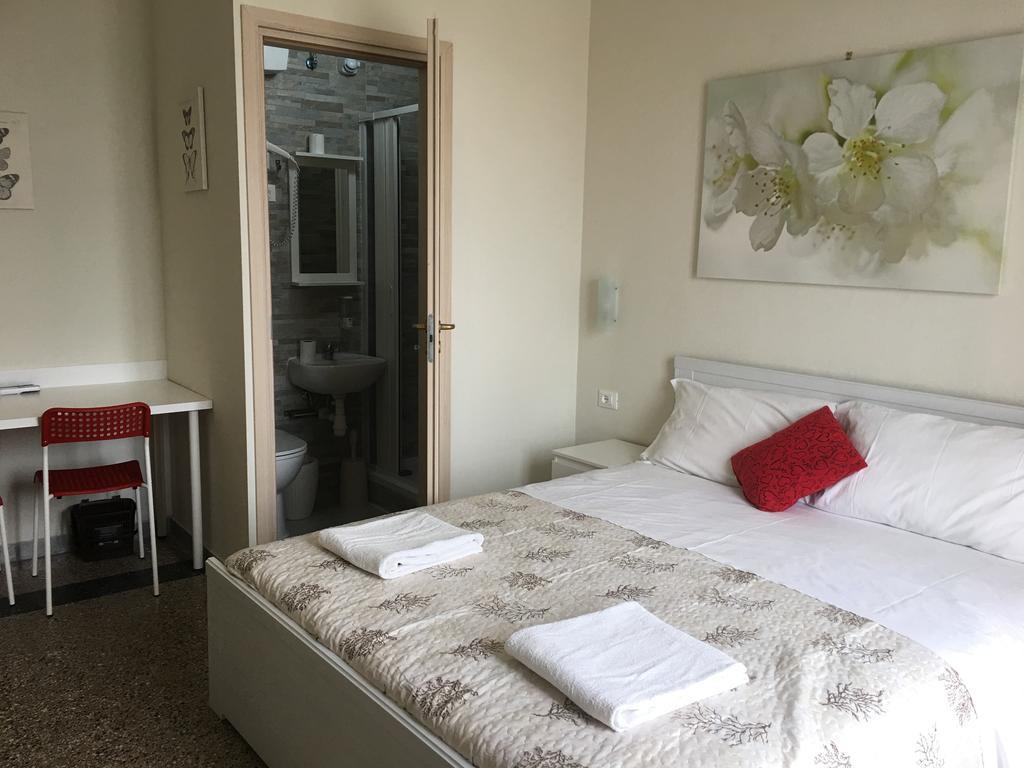 ピサ Aliante Turist House Bed & Breakfast エクステリア 写真
