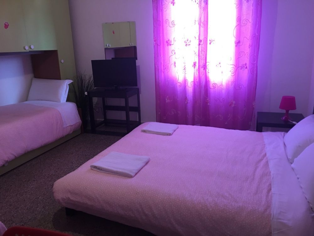 ピサ Aliante Turist House Bed & Breakfast エクステリア 写真